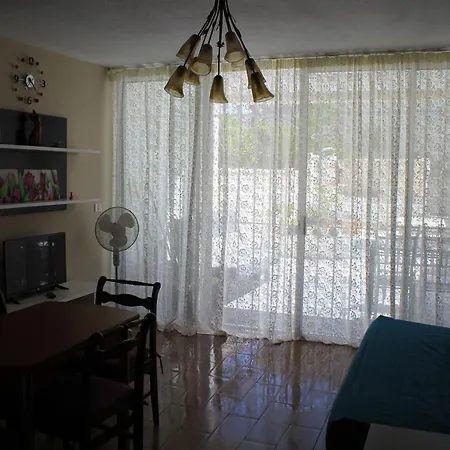 公寓 апартамент с 1-спальней в *