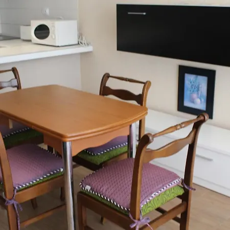 Apartment апартамент с 1-спальней в Callao Salvaje